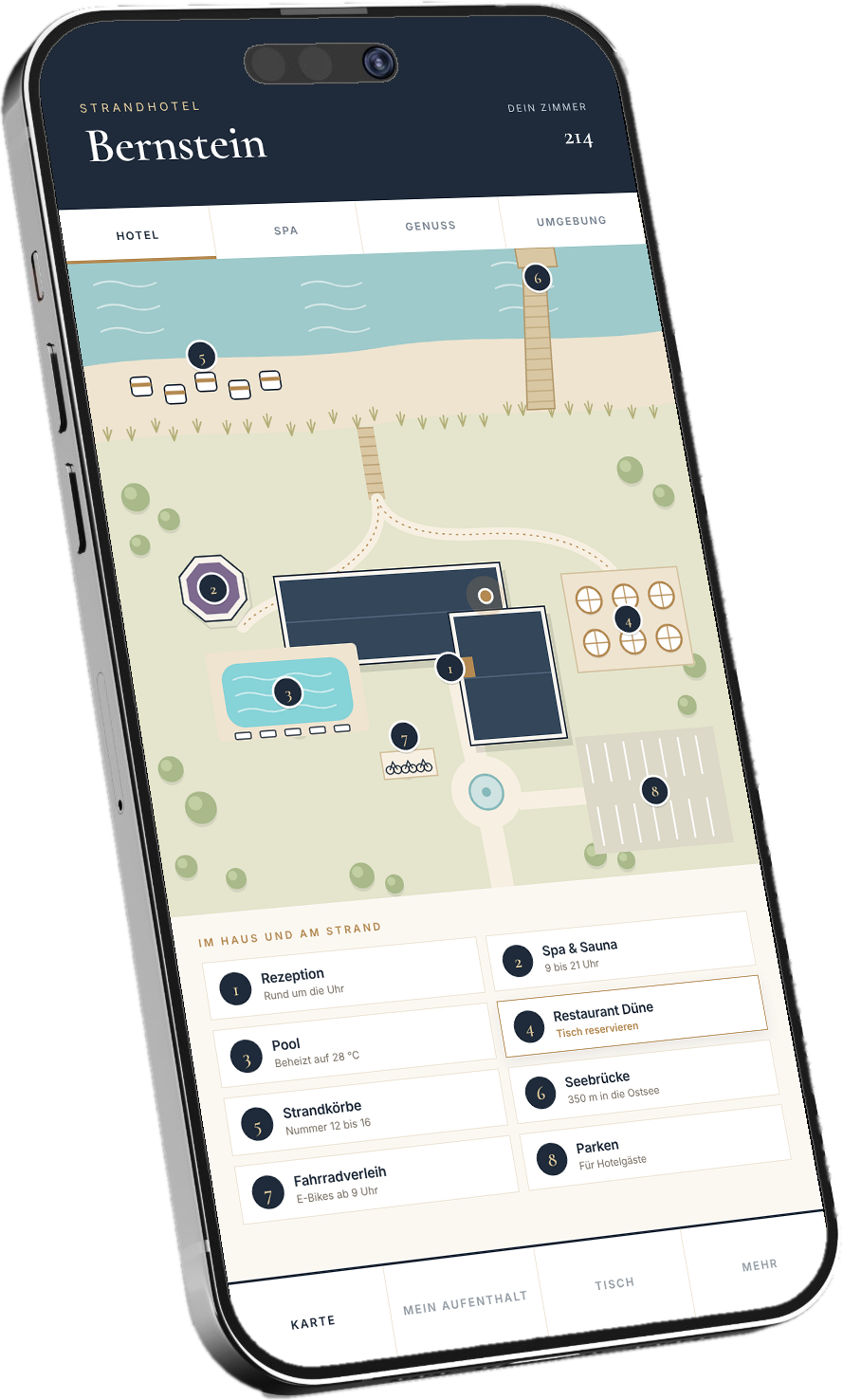 Smartphone mit interaktiver Hotelkarte für Gäste mit Spa, Pool, Restaurant und Strand